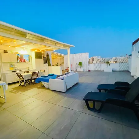 Rooftop Stazione - Center דירה *